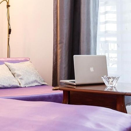 City Center Apartment With Balcony Belgrade Exterior photo