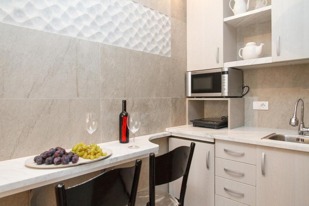 City Center Apartment With Balcony Belgrade Exterior photo