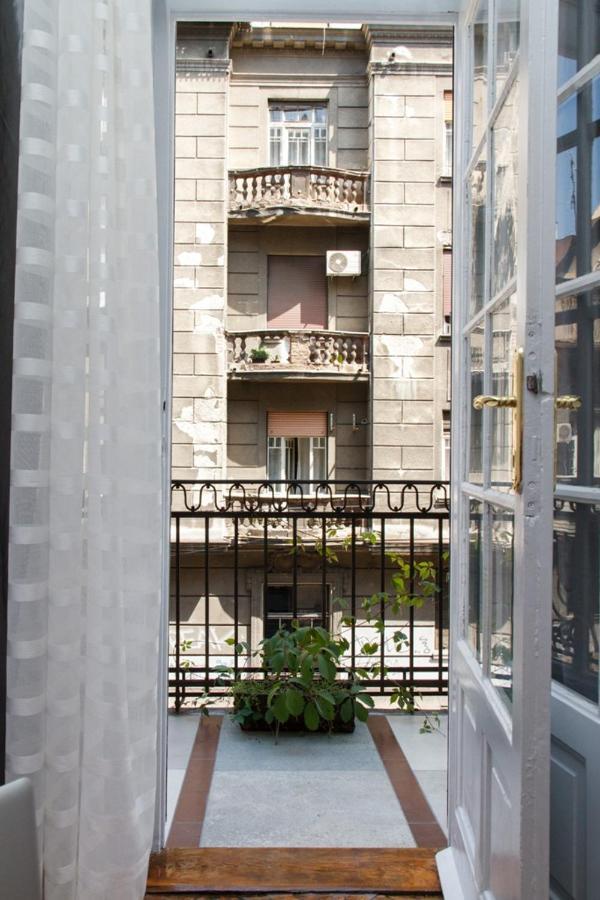 City Center Apartment With Balcony Belgrade Exterior photo